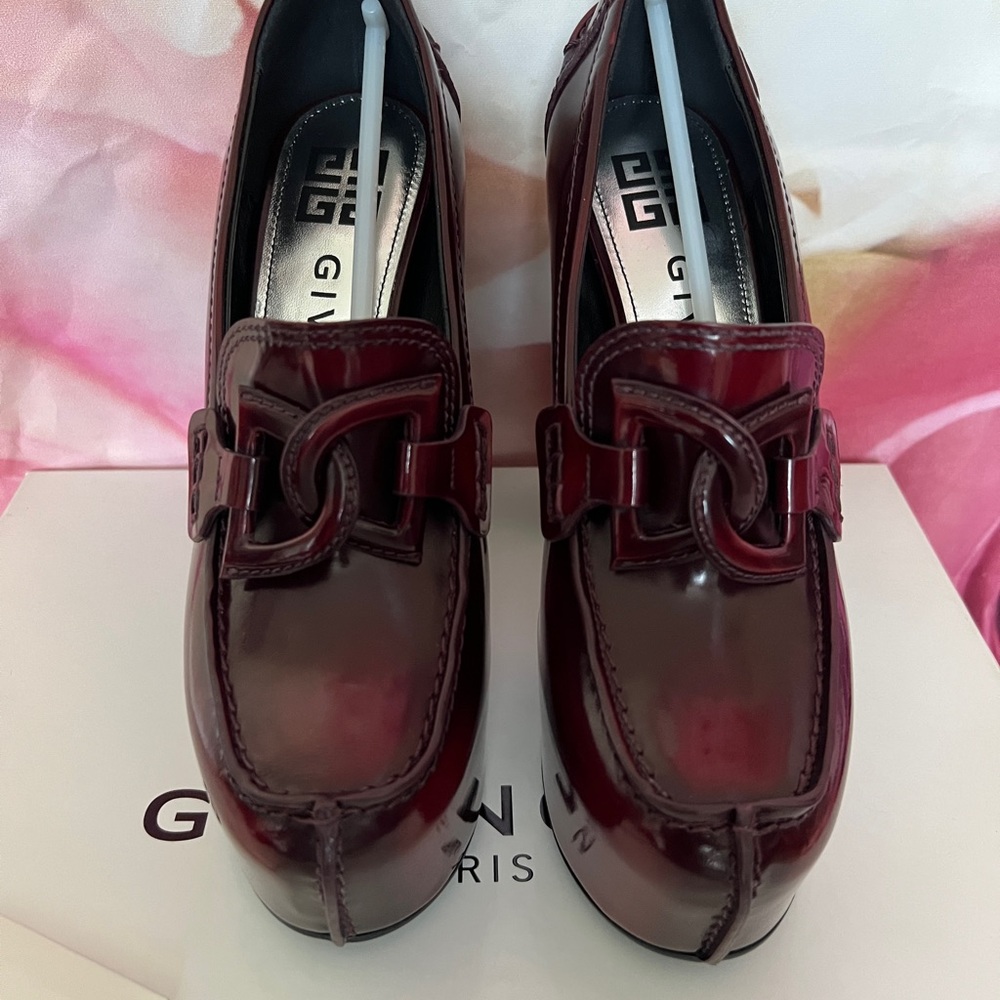 Givenchy Brown Platform Loafers - Brand new with tags, shoe bags and box. Size 7 - Picture 2 of 4